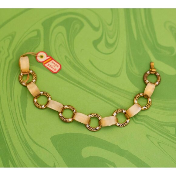 Vintage Ring Links Gold Tone Fashionable Bracelet 6 1/2 inch by Spain - W8 - Picture 1 of 3
